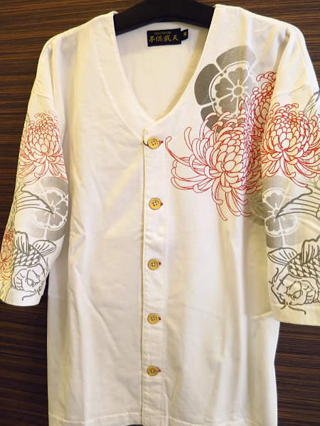 家紋と乱菊に鯉刺繍 和柄七分袖Tシャツ(白)
